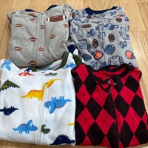 Bundle of 4 boys kids pajamas 3 sz 4 1 sz 5 zip up pajamas dinosaurs football